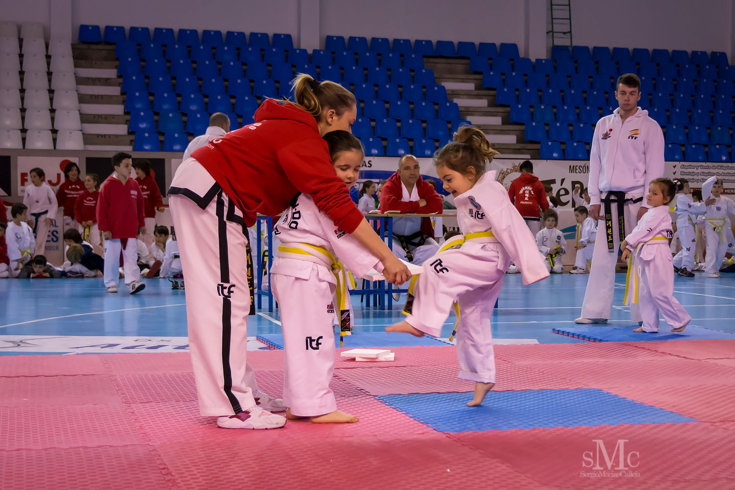 TAEKWONDO CAMPEONATO PAREJAS ABRIL 2018_1728.jpg